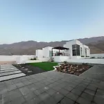 Sea Villa Sifah